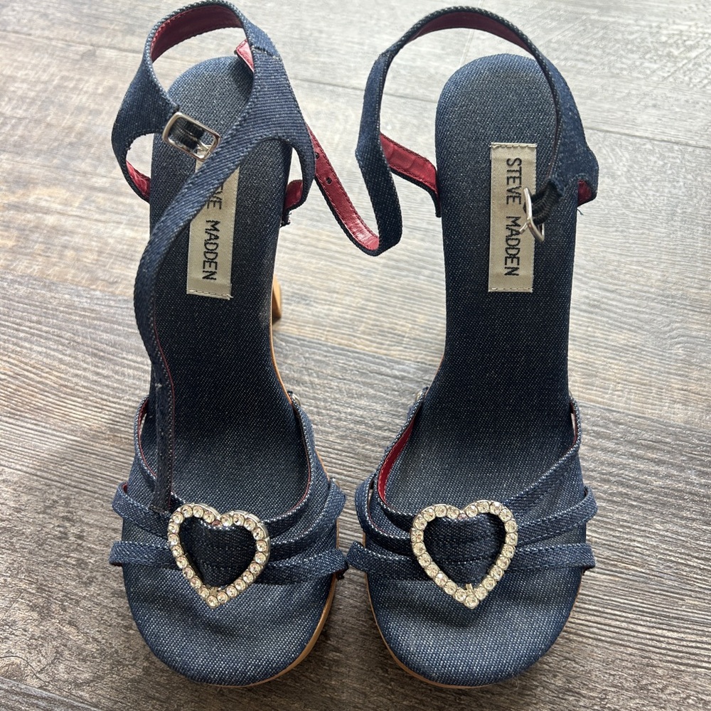 Vintage Steve Madden Women's Denim Sandals with Heart Detail